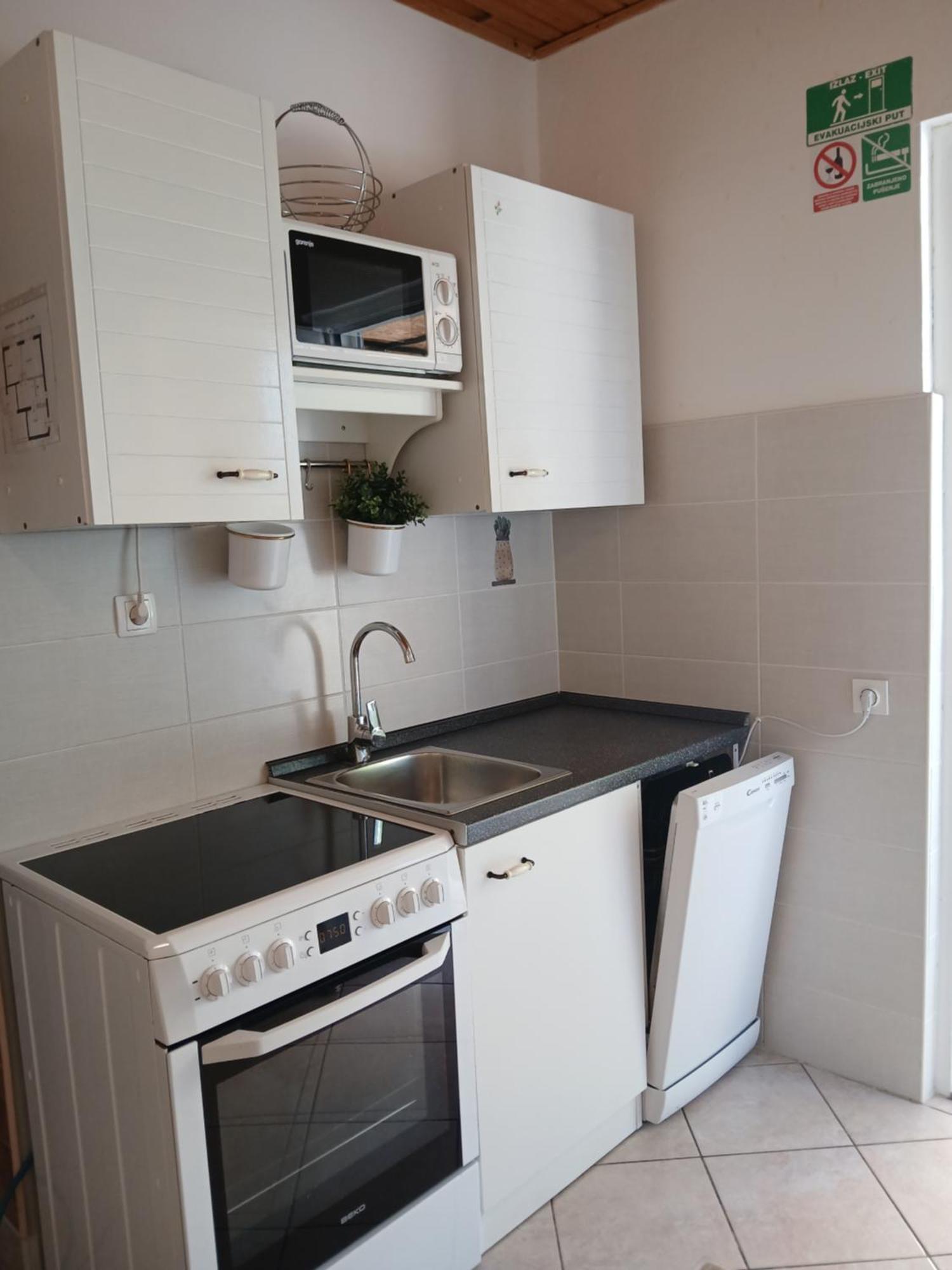 Apartment Dragas Lukovo Extérieur photo